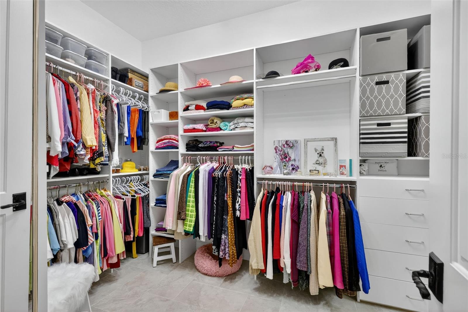 BLUE SPRING RESERVE - Residential