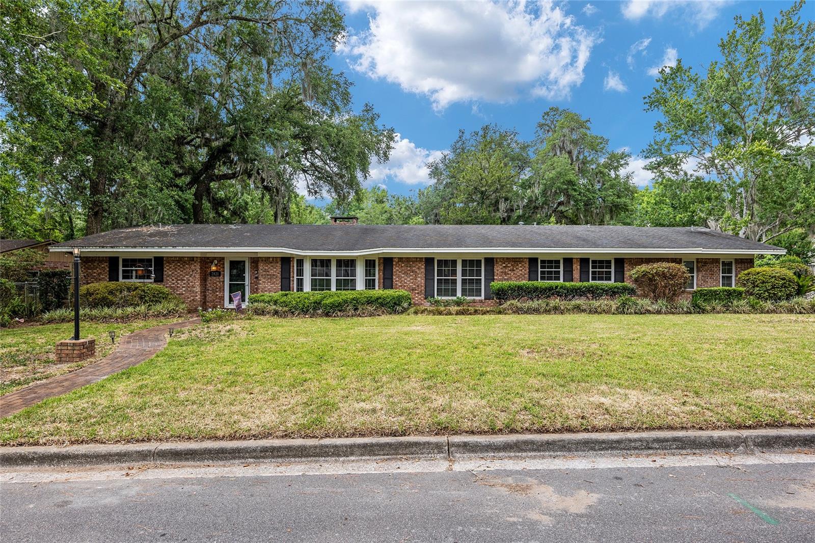 RIDGEWOOD - Residential