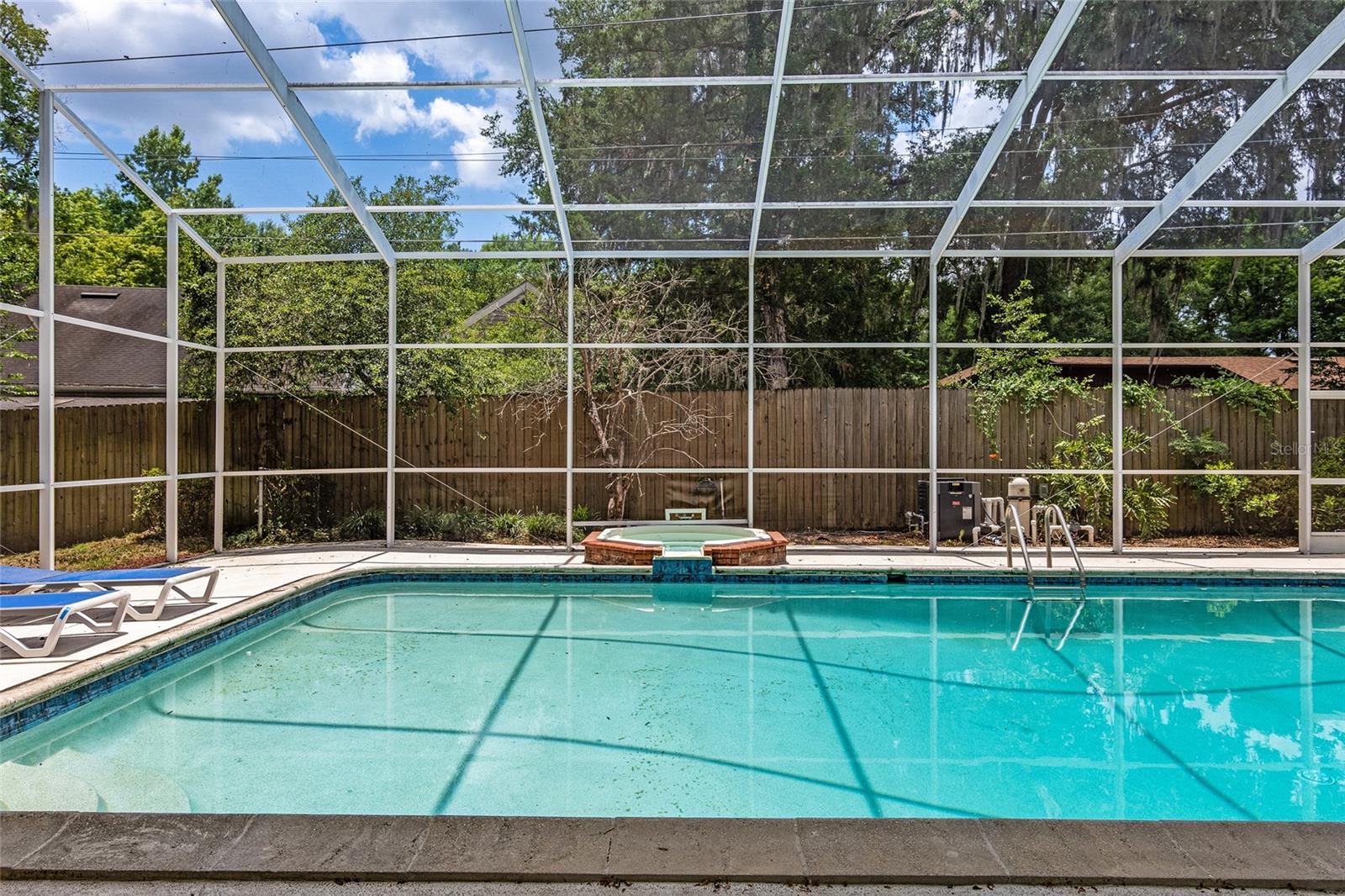 RIDGEWOOD - Residential