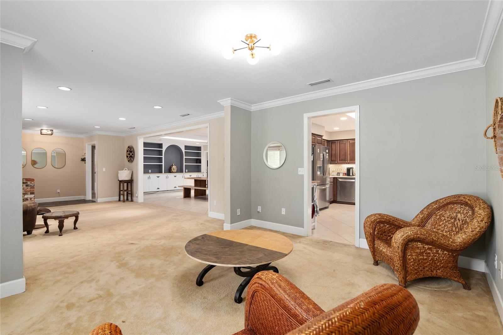 RIDGEWOOD - Residential