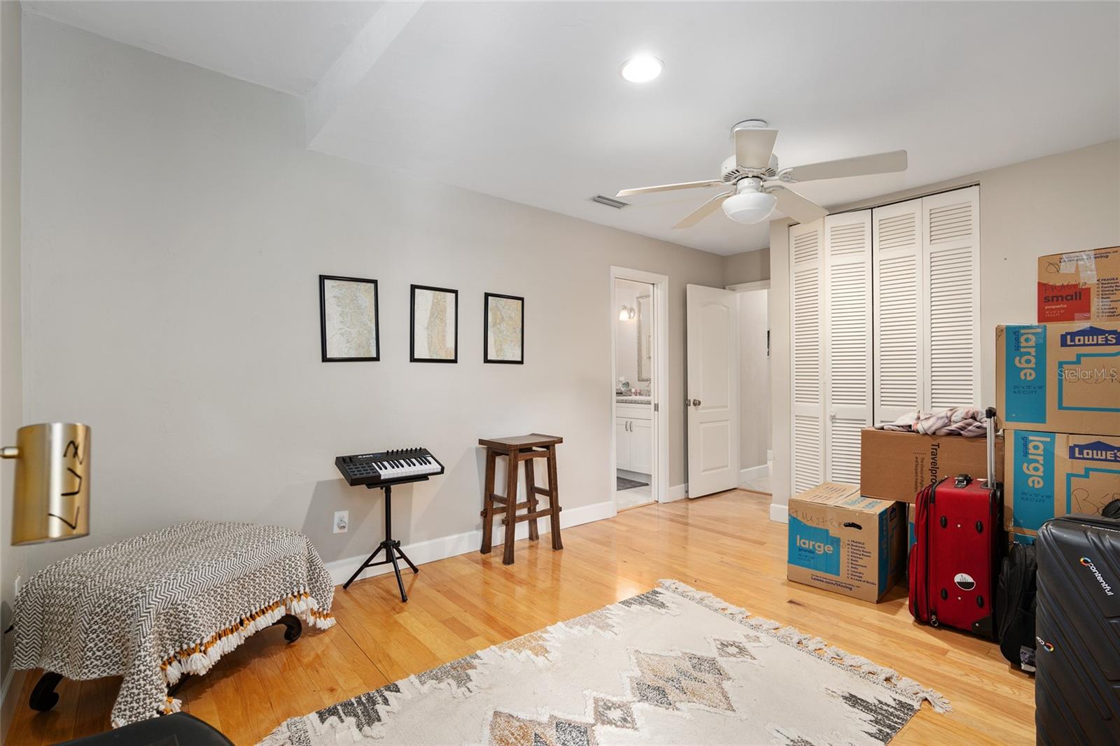 RIDGEWOOD - Residential