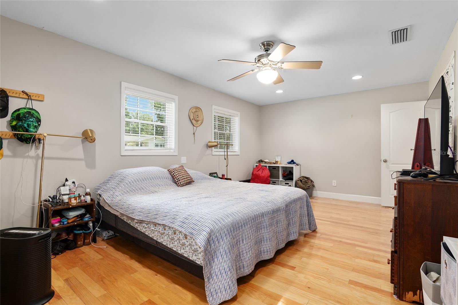 RIDGEWOOD - Residential