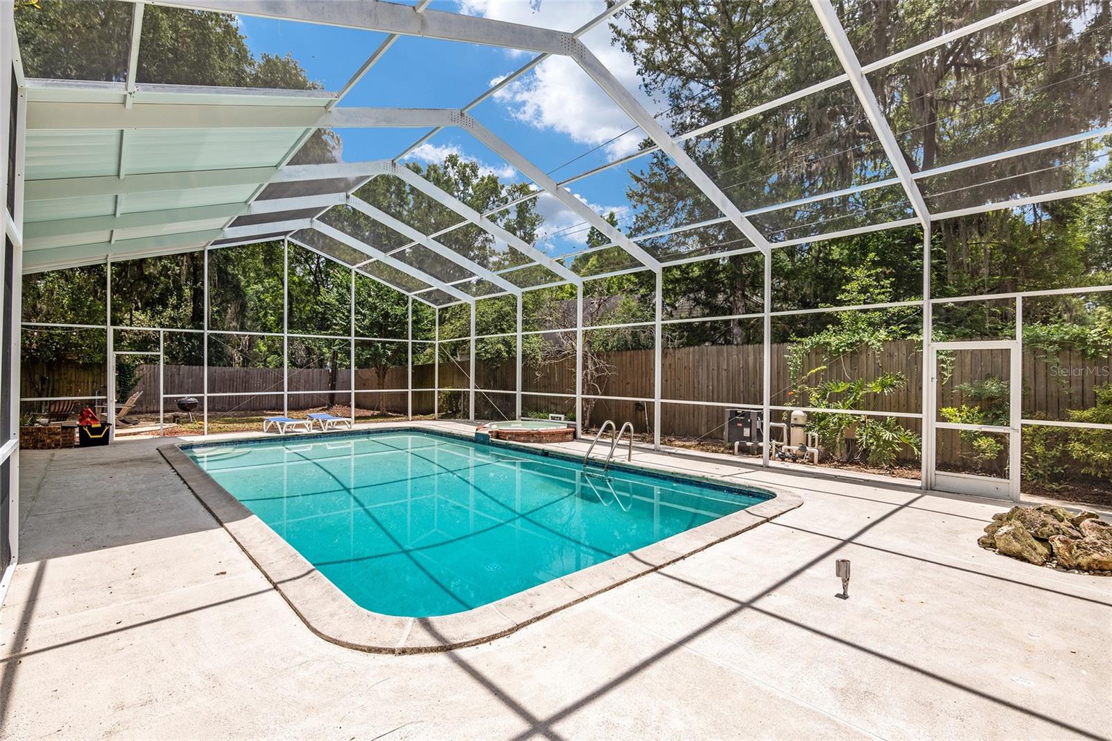 RIDGEWOOD - Residential