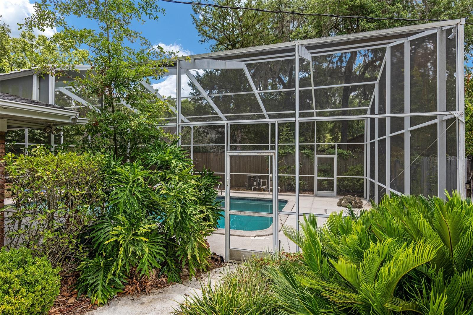 RIDGEWOOD - Residential