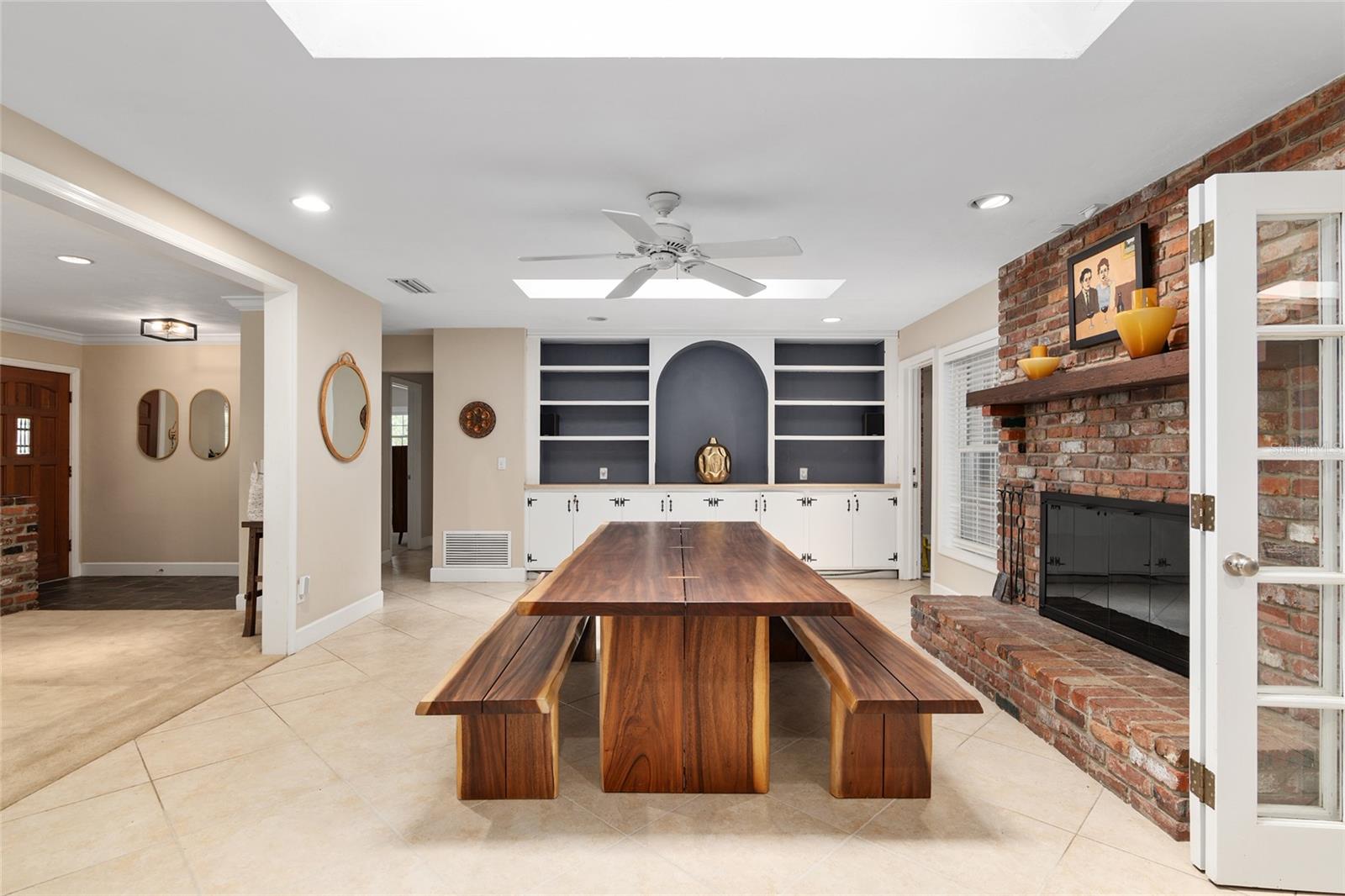 RIDGEWOOD - Residential