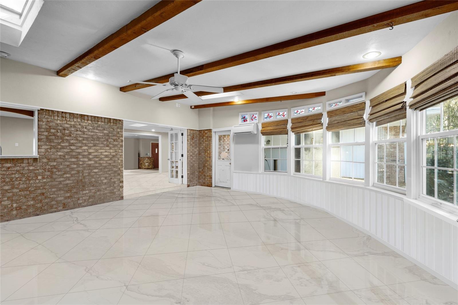 RIDGEWOOD - Residential