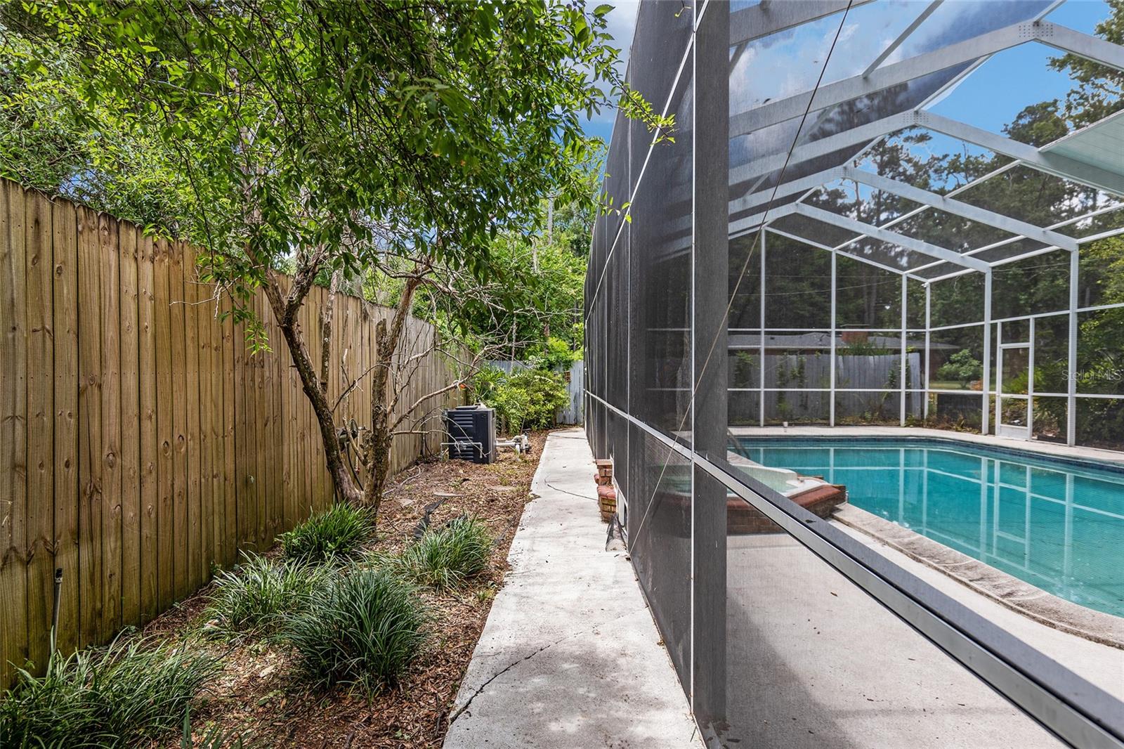 RIDGEWOOD - Residential