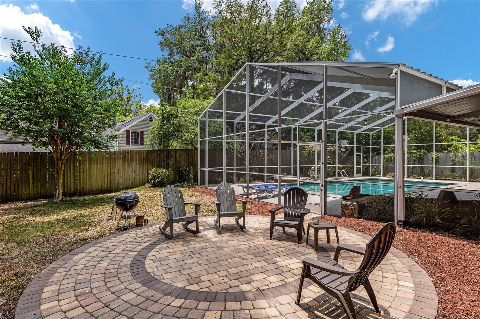 RIDGEWOOD - Residential