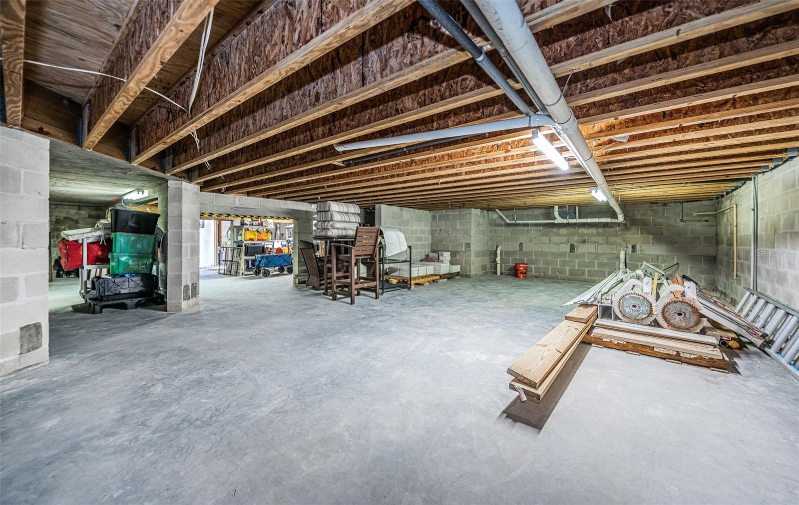 BELLEAIR BEACH - Residential