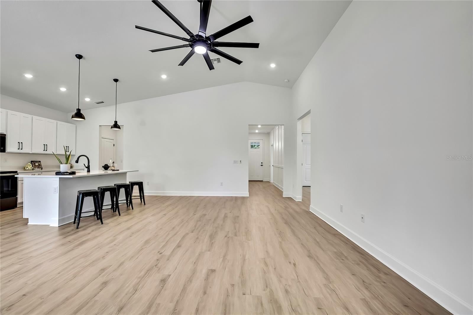 SPRING HILL - Residential