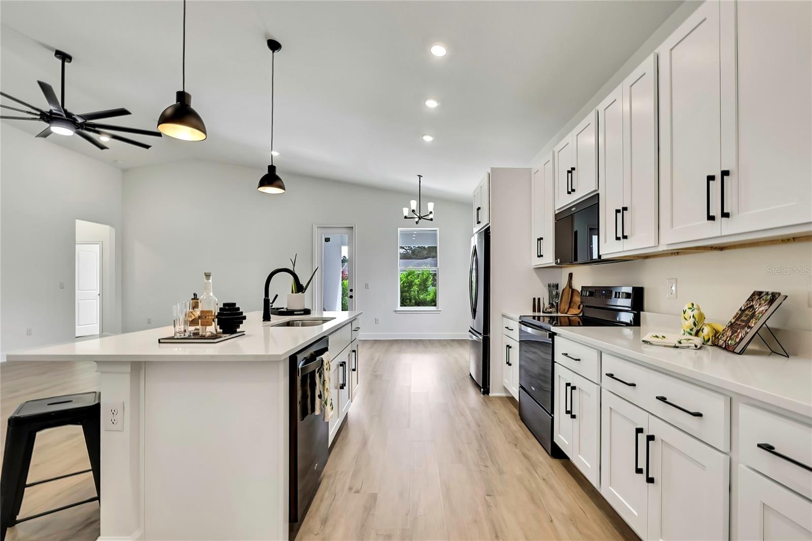 SPRING HILL - Residential