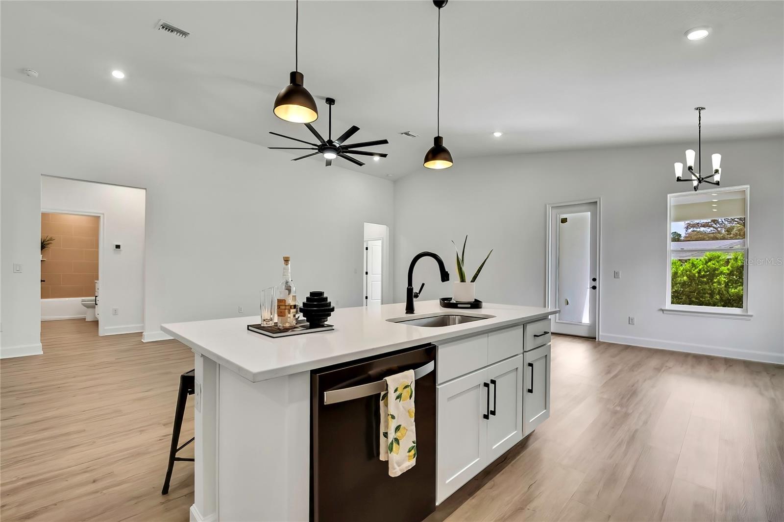 SPRING HILL - Residential