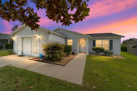 Photo of 1380 Tallowtree Drive, The Villages, FL 32162 (MLS # G5101100)