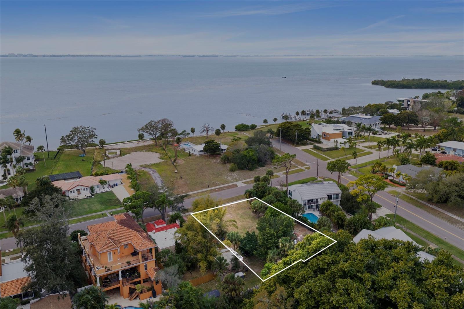 7511 WESTMORELAND DRIVE