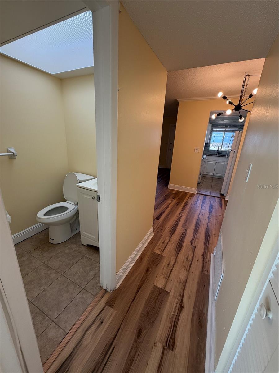 SEMINOLE-ON-THE-GREEN CAVALIER BLDG - Residential