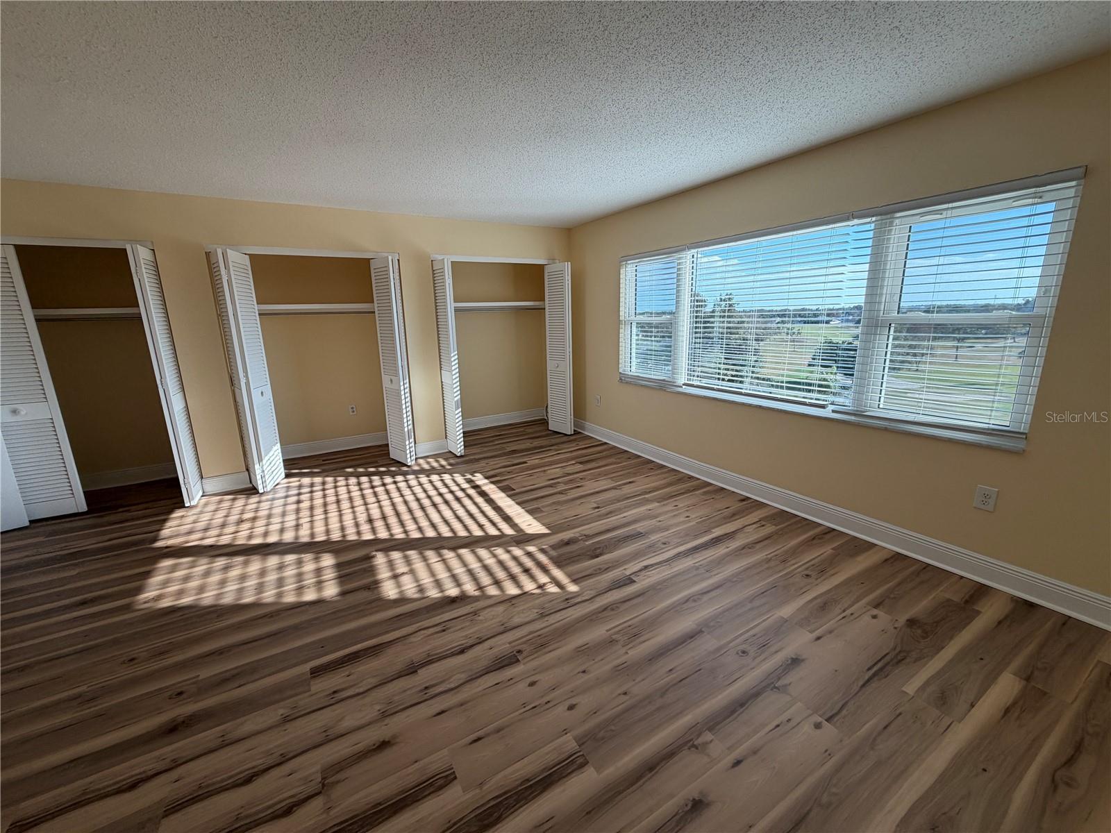 SEMINOLE-ON-THE-GREEN CAVALIER BLDG - Residential