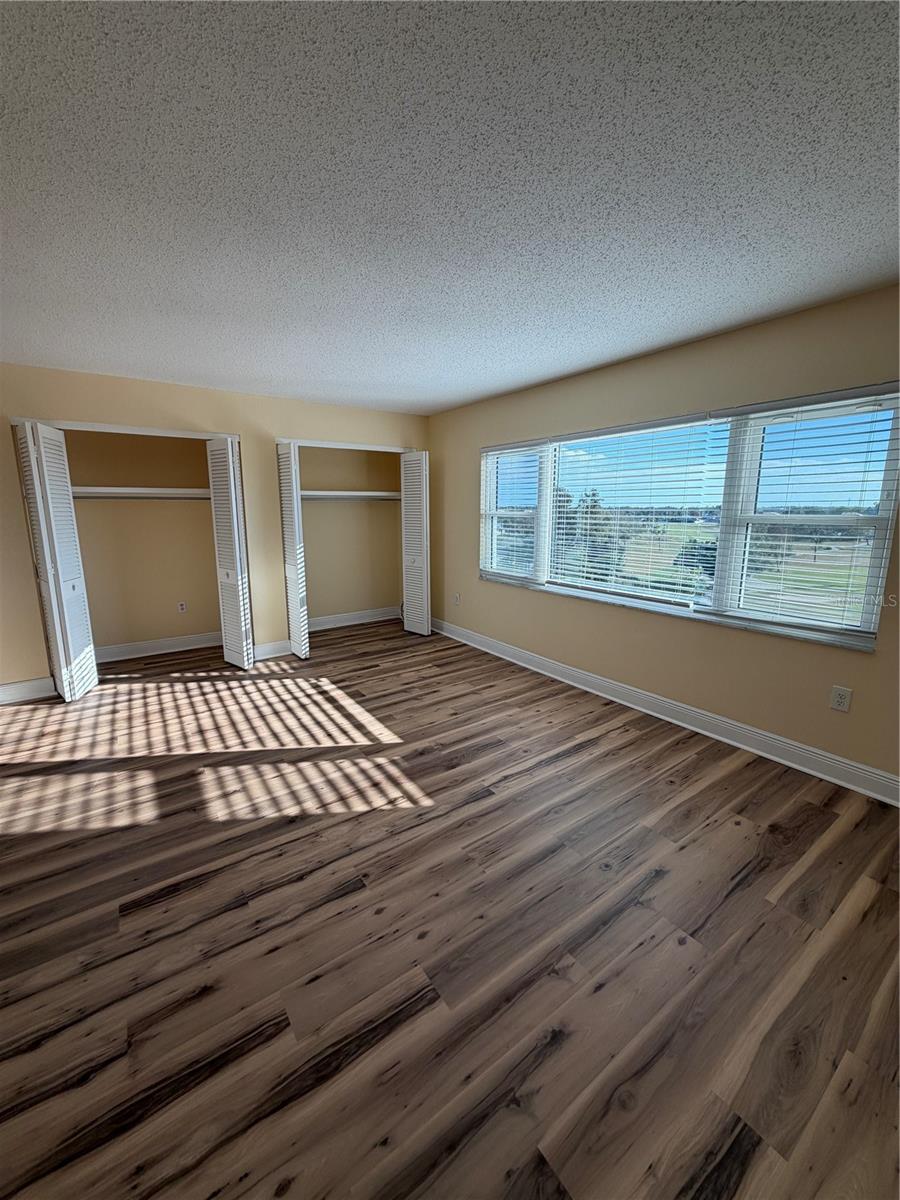 SEMINOLE-ON-THE-GREEN CAVALIER BLDG - Residential