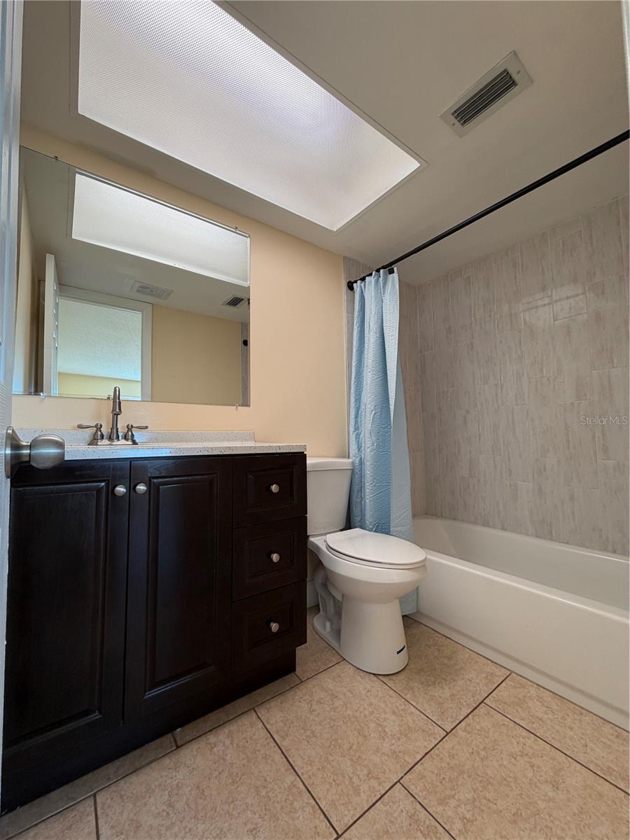 SEMINOLE-ON-THE-GREEN CAVALIER BLDG - Residential