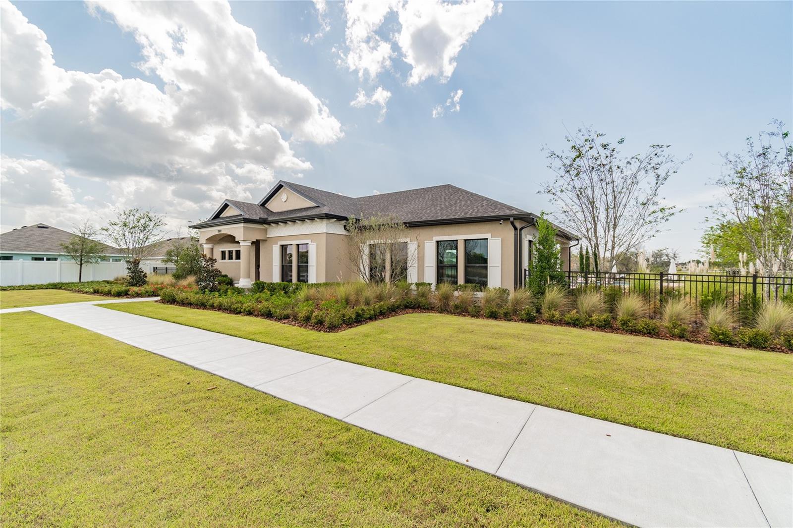 BROOKSIDE ESTATES - Residential Lease