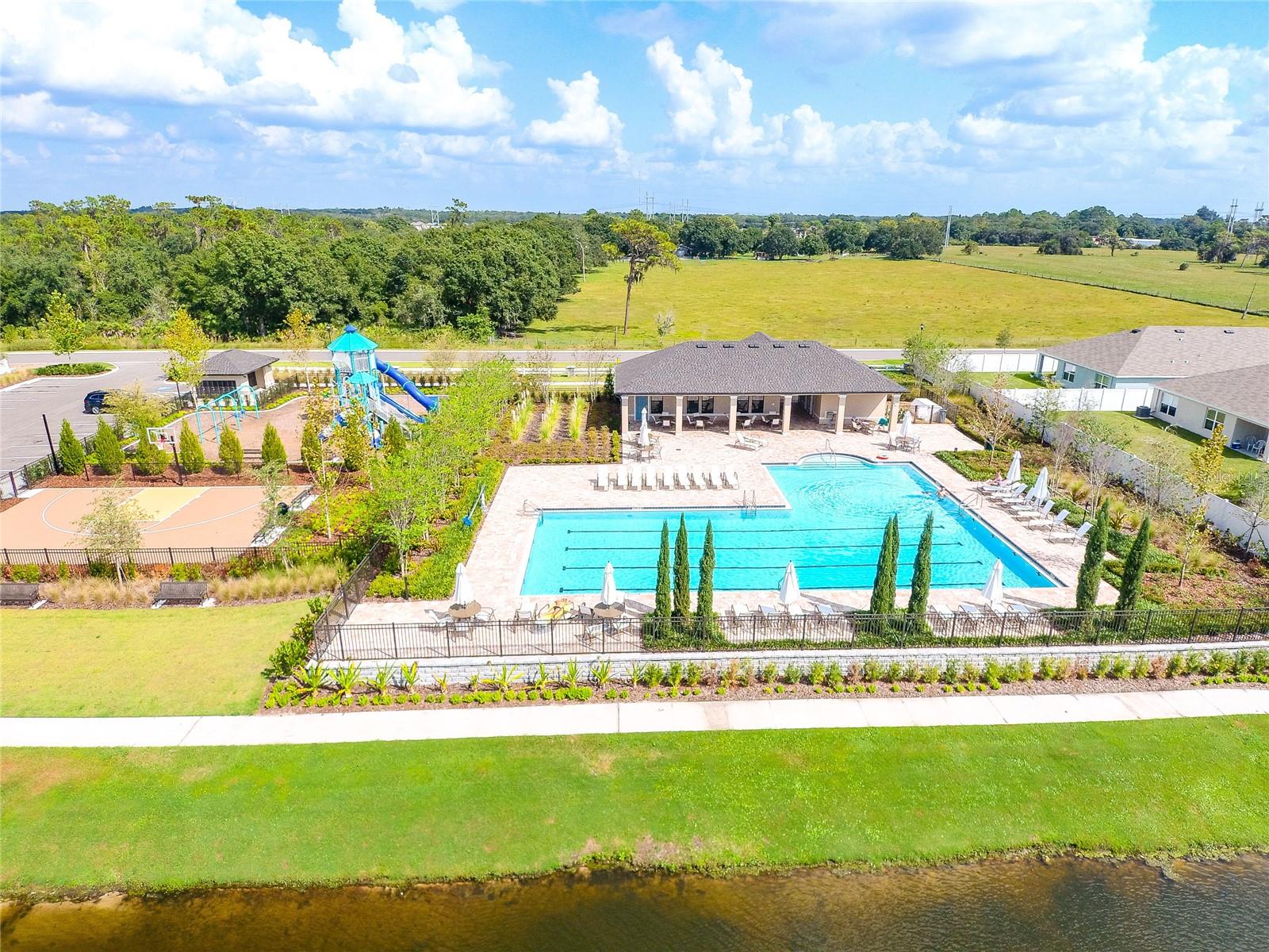 BROOKSIDE ESTATES - Residential Lease