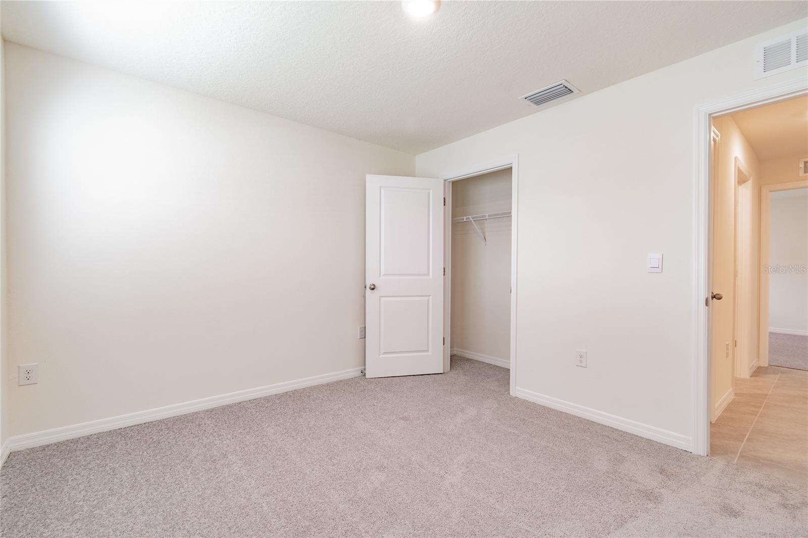 BROOKSIDE ESTATES - Residential Lease