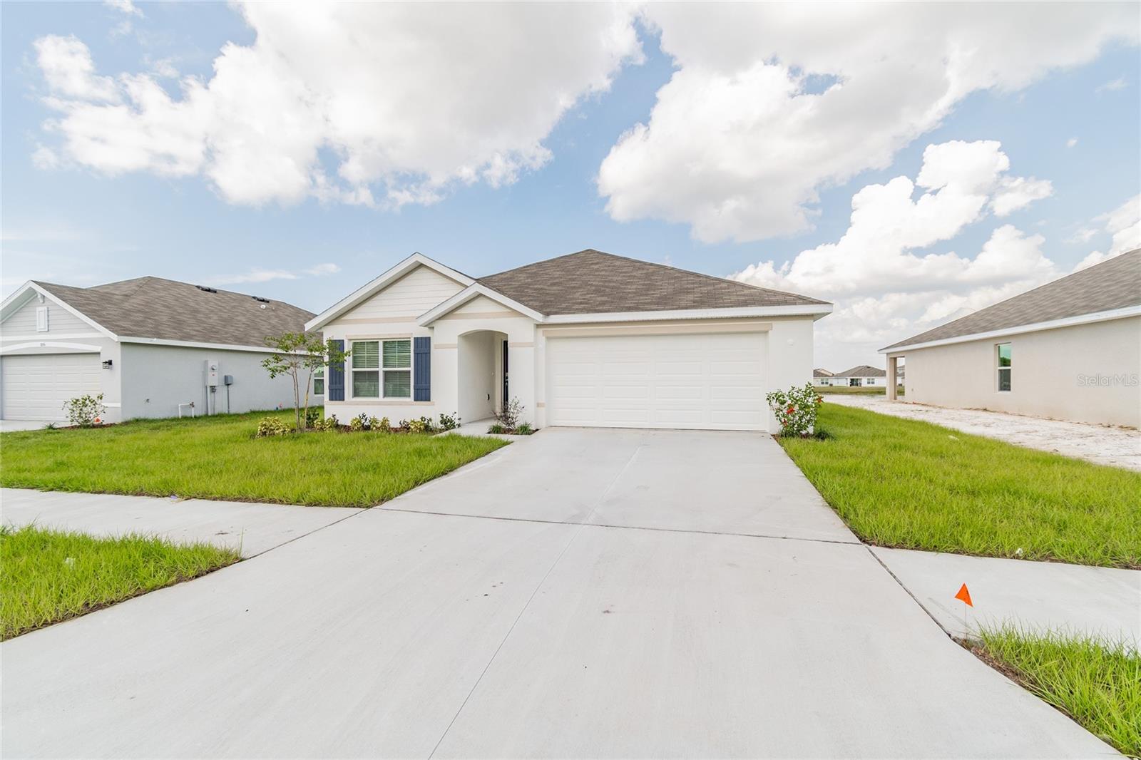 BROOKSIDE ESTATES - Residential Lease