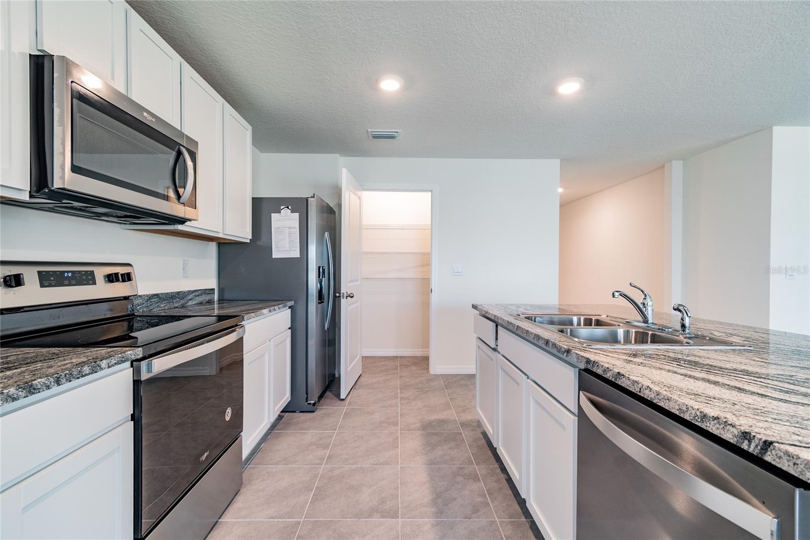 BROOKSIDE ESTATES - Residential Lease