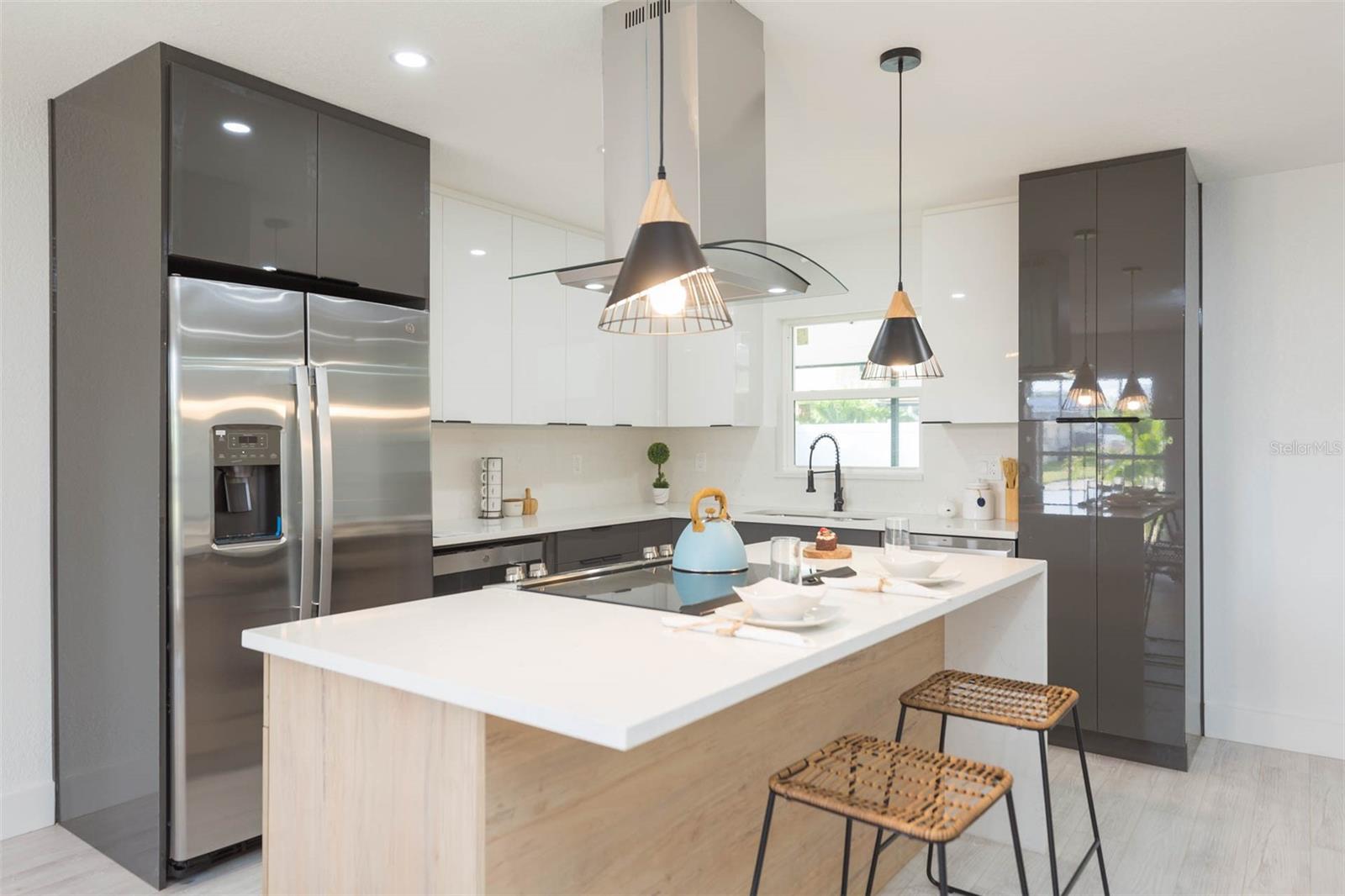 BAY CREST PARK UNIT 04 - Residential