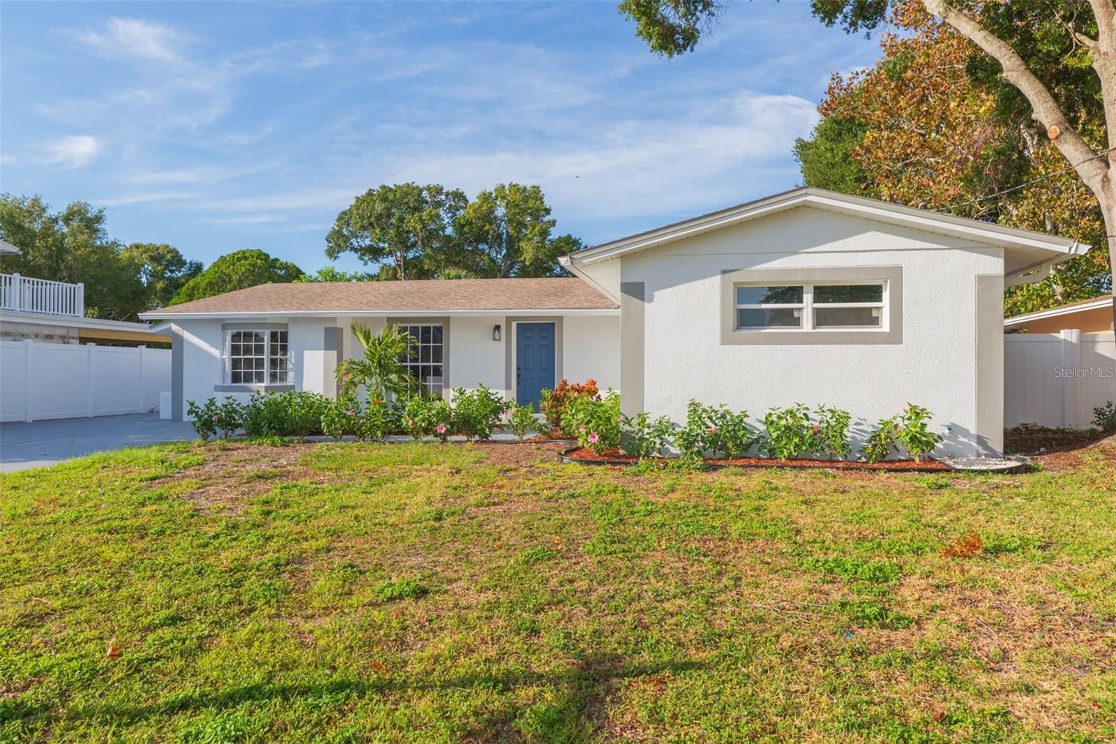 BAY CREST PARK UNIT 04 - Residential