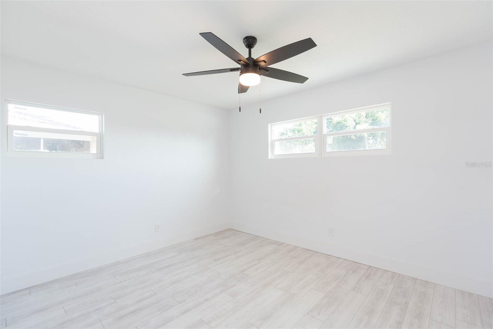 BAY CREST PARK UNIT 04 - Residential