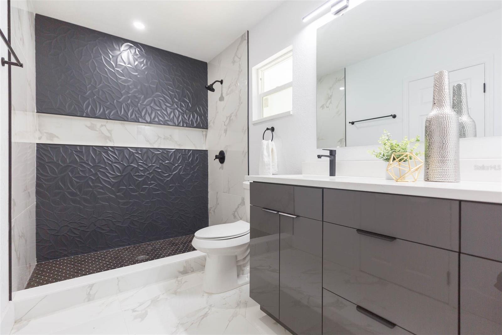 BAY CREST PARK UNIT 04 - Residential