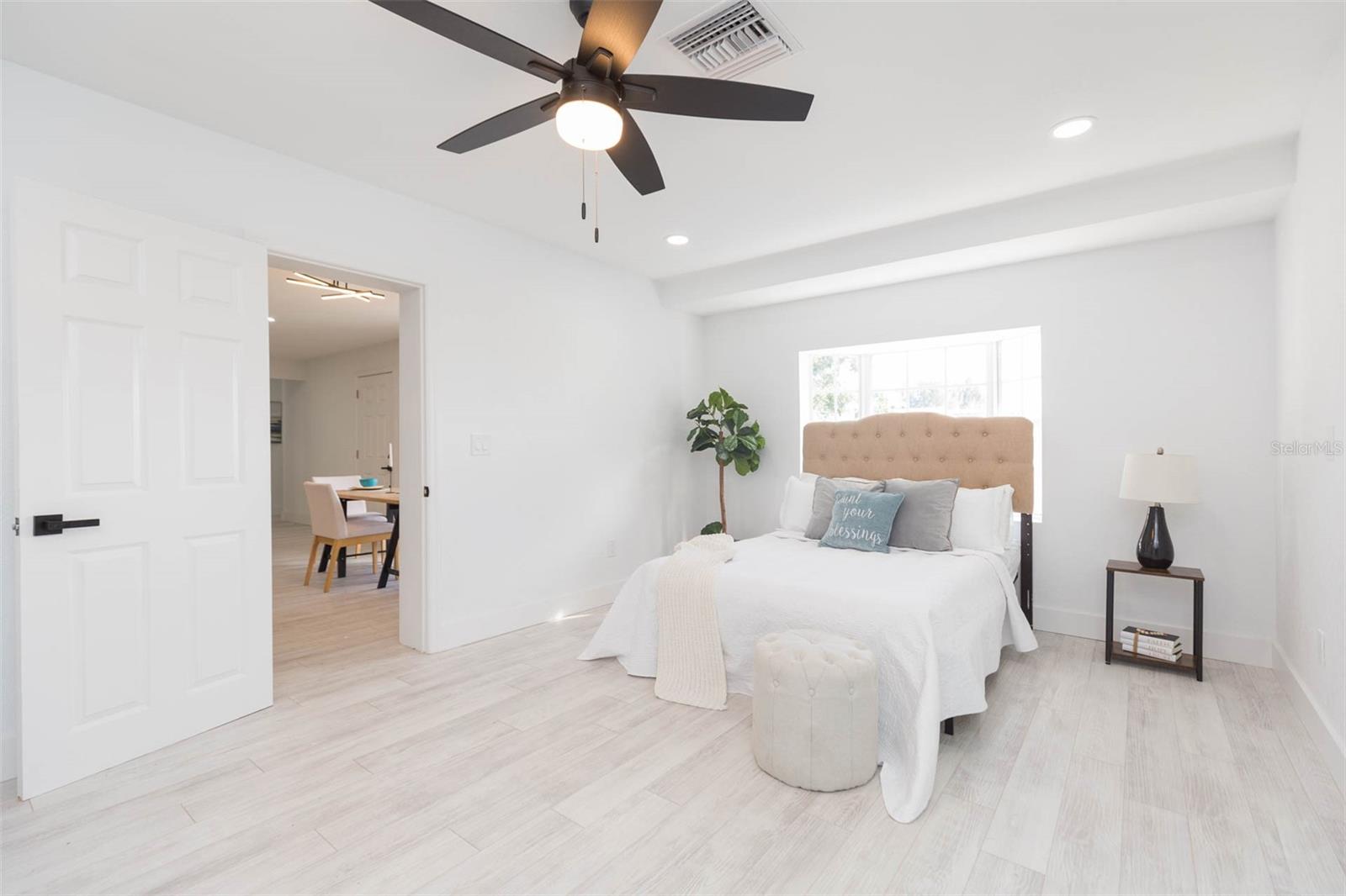 BAY CREST PARK UNIT 04 - Residential