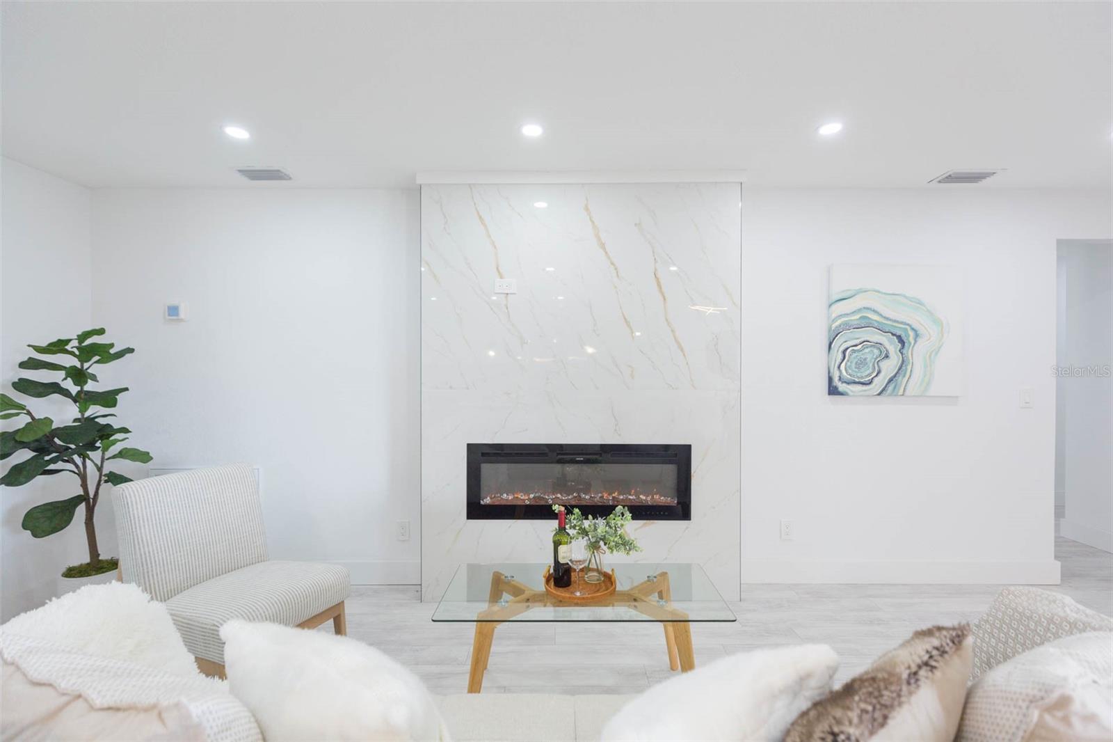 BAY CREST PARK UNIT 04 - Residential