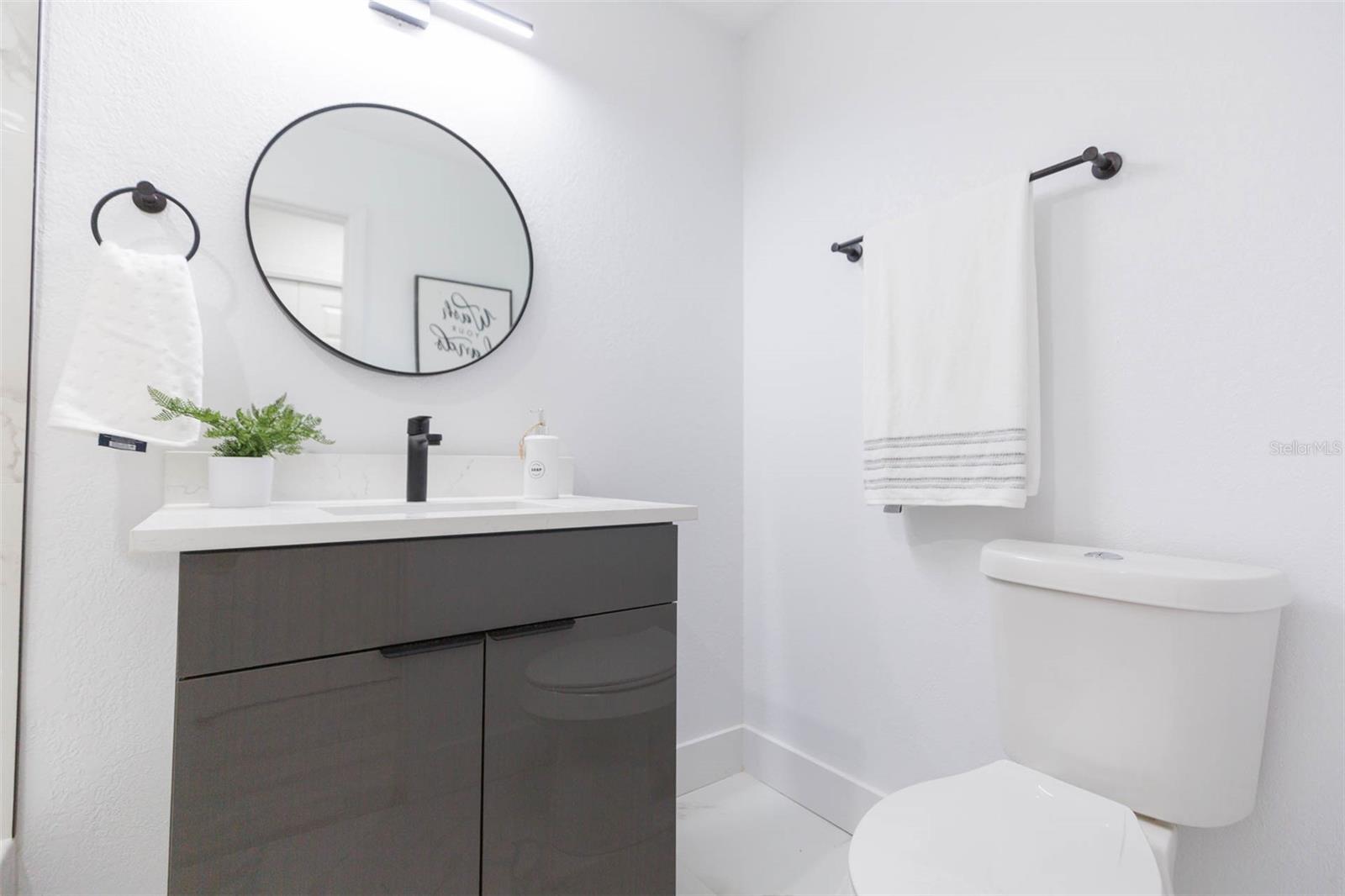 BAY CREST PARK UNIT 04 - Residential