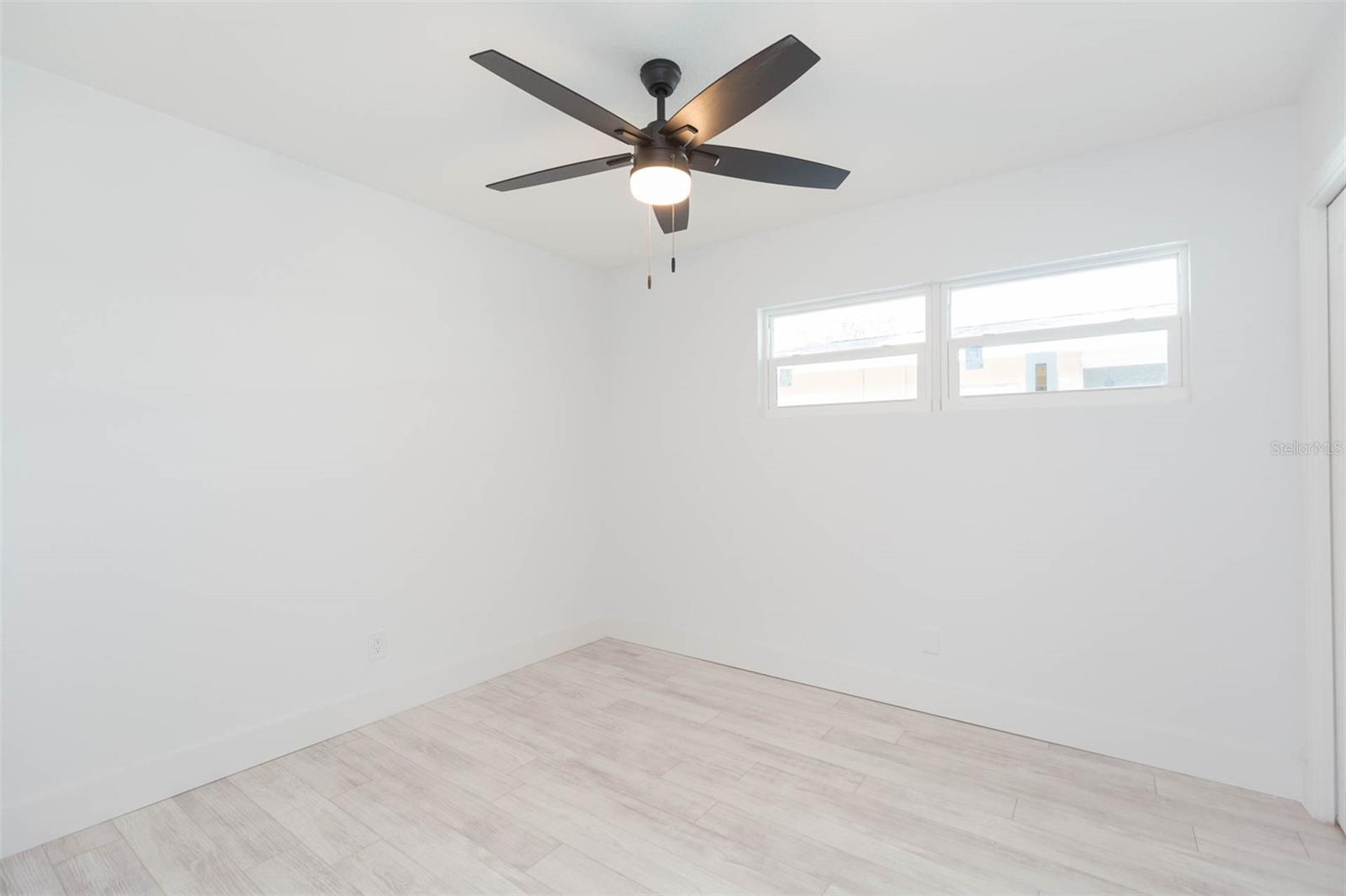 BAY CREST PARK UNIT 04 - Residential