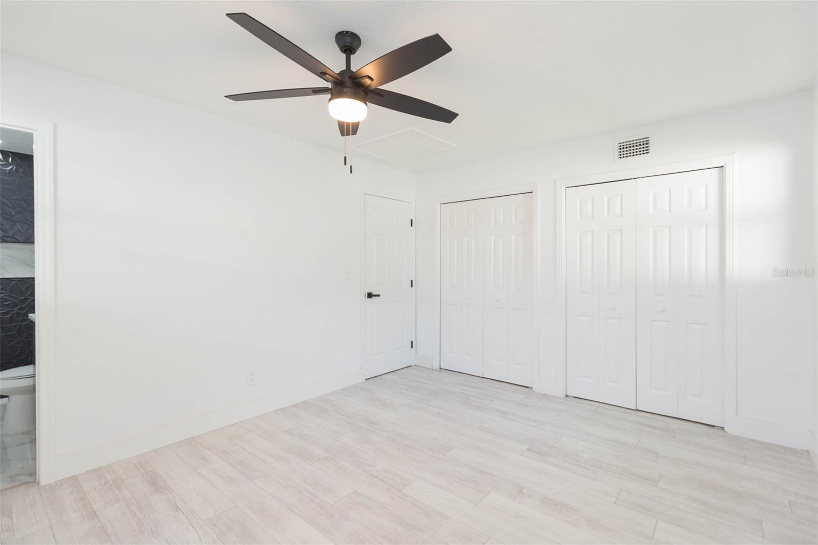 BAY CREST PARK UNIT 04 - Residential