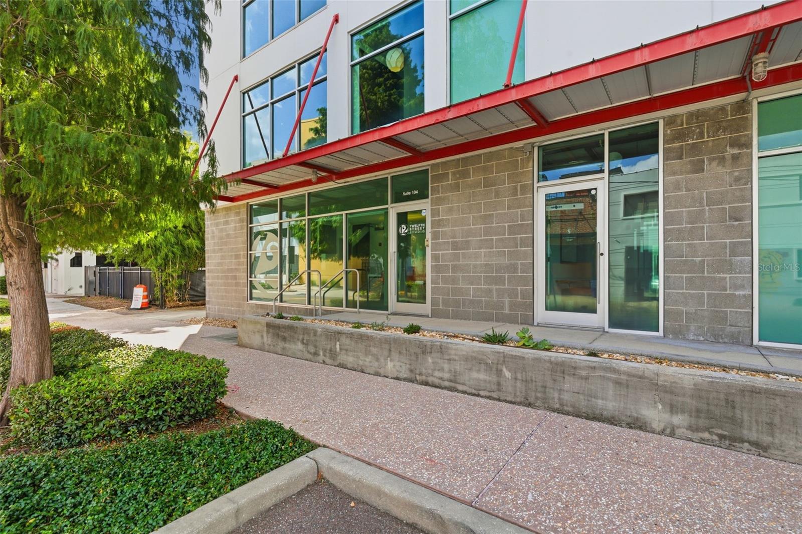 VICTORY LOFTS A CONDO - Commercial Sale