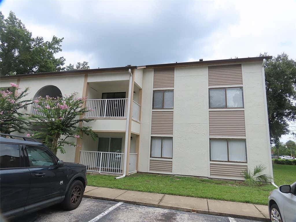 Photo of 3108 Oak Trail Run #3108, Port Orange, FL 32127 (MLS # O6430923)