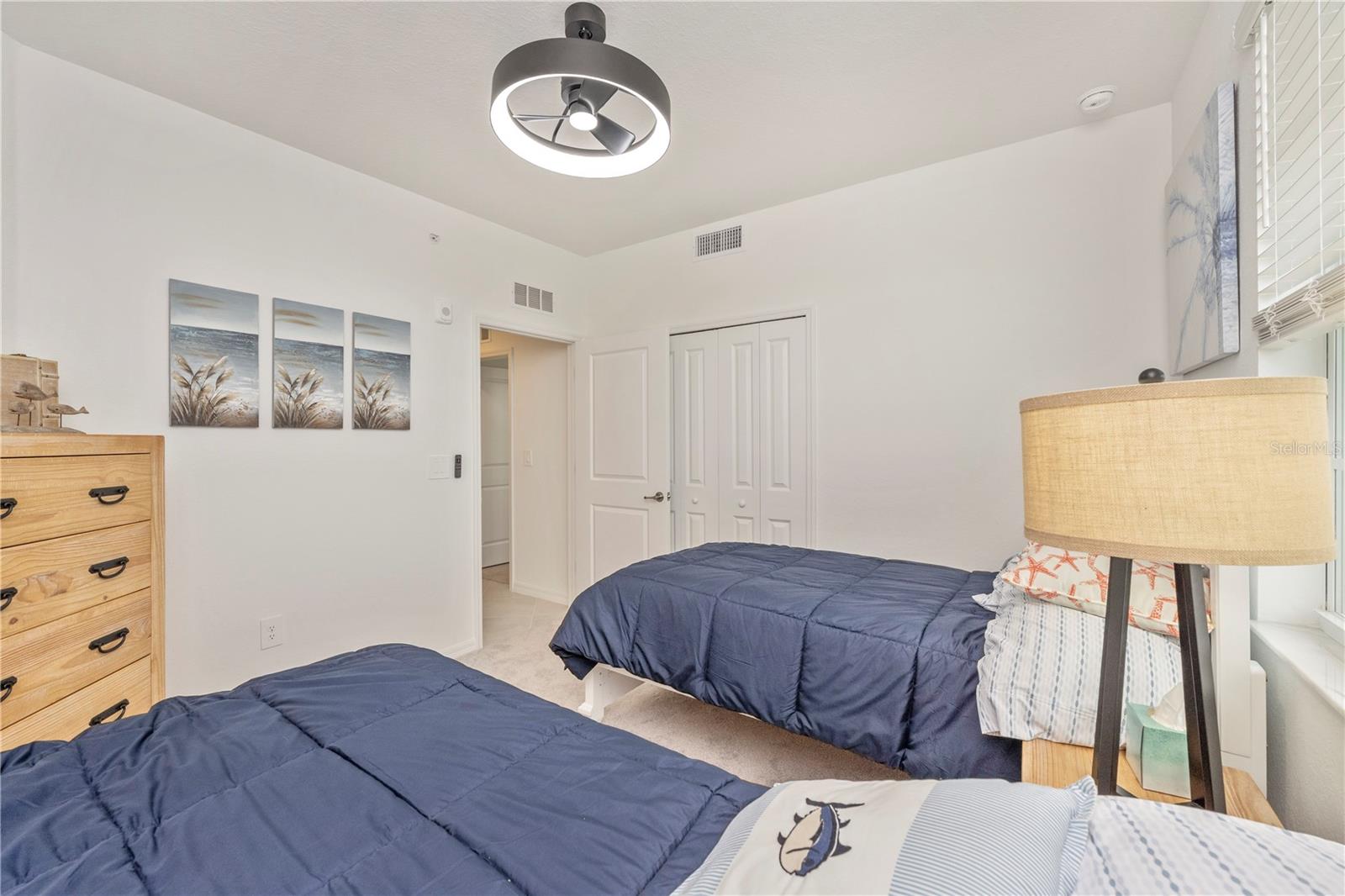 WELLEN PARK GOLF & COUNTRY CLUB - Residential Lease