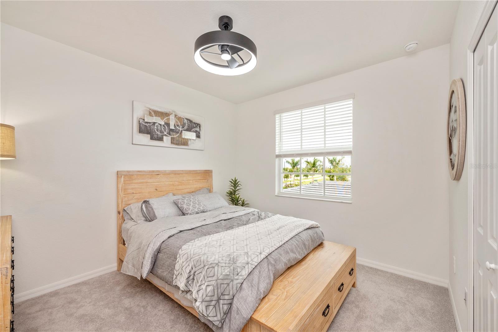 WELLEN PARK GOLF & COUNTRY CLUB - Residential Lease