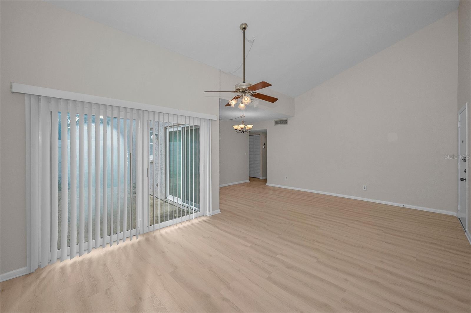 2628 BARKSDALE COURT B