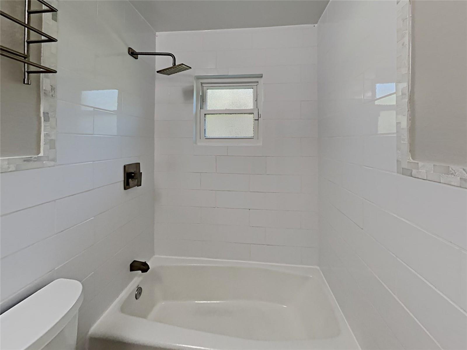 COUNTRY CREEK THE TRAILS AT - Residential