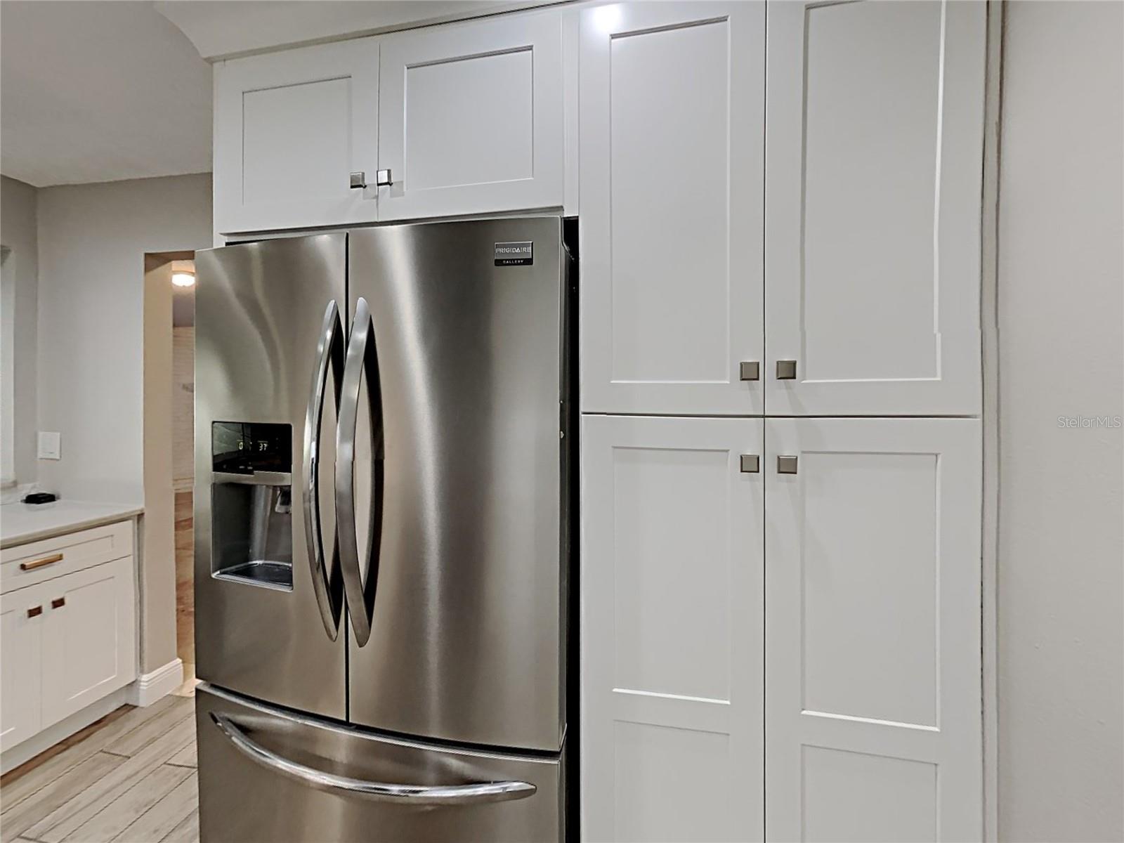 COUNTRY CREEK THE TRAILS AT - Residential