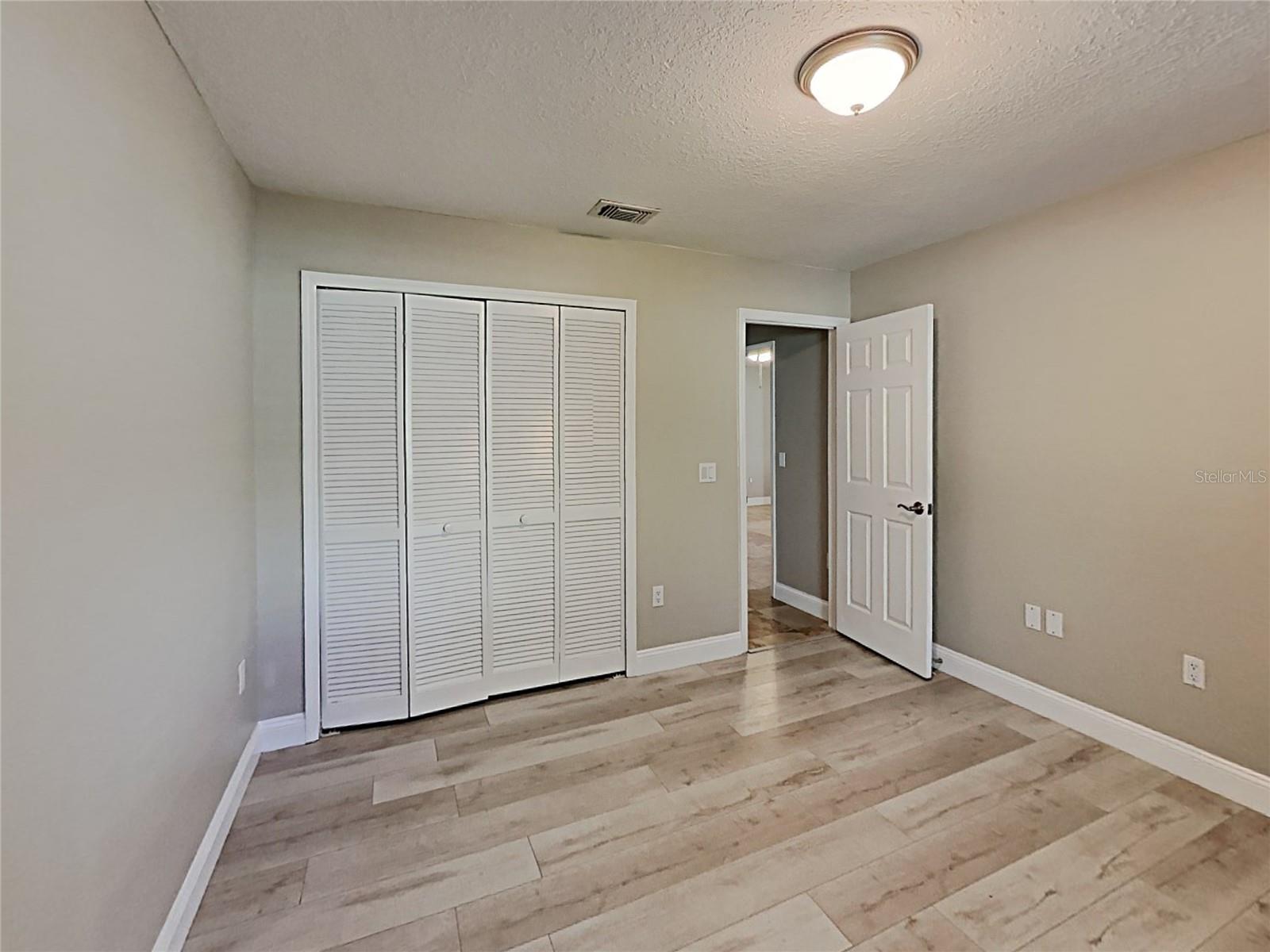 COUNTRY CREEK THE TRAILS AT - Residential