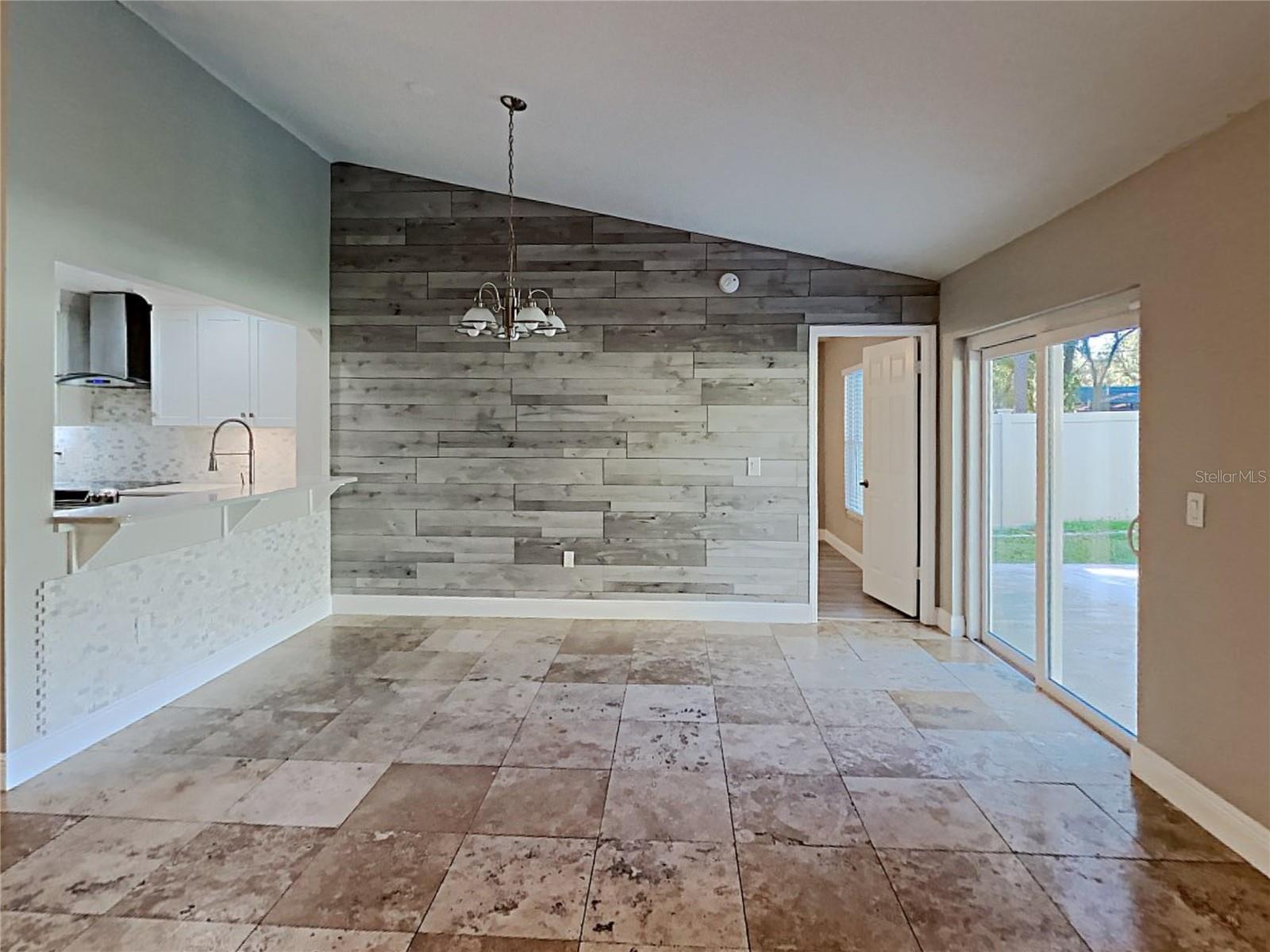 COUNTRY CREEK THE TRAILS AT - Residential