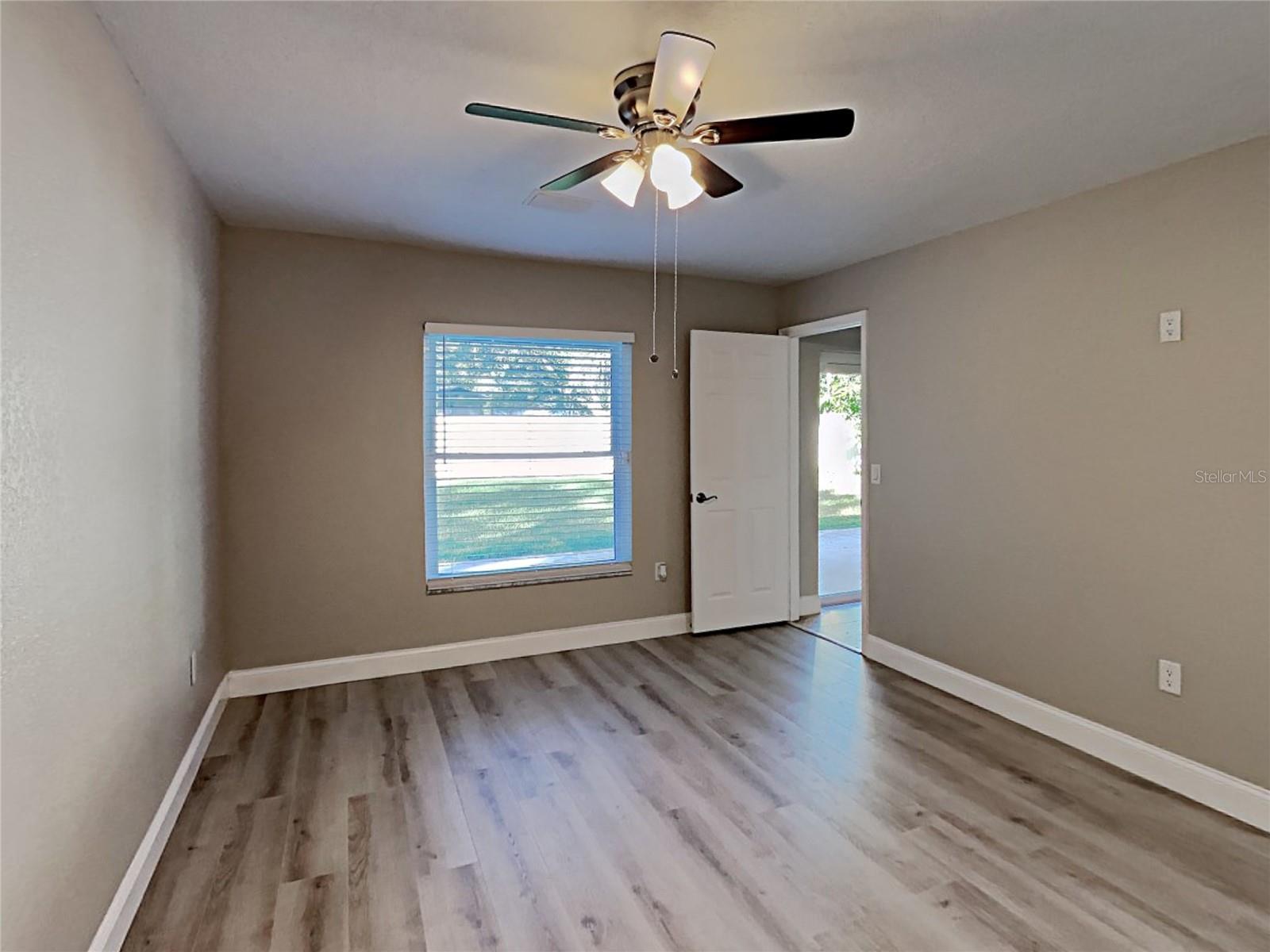 COUNTRY CREEK THE TRAILS AT - Residential