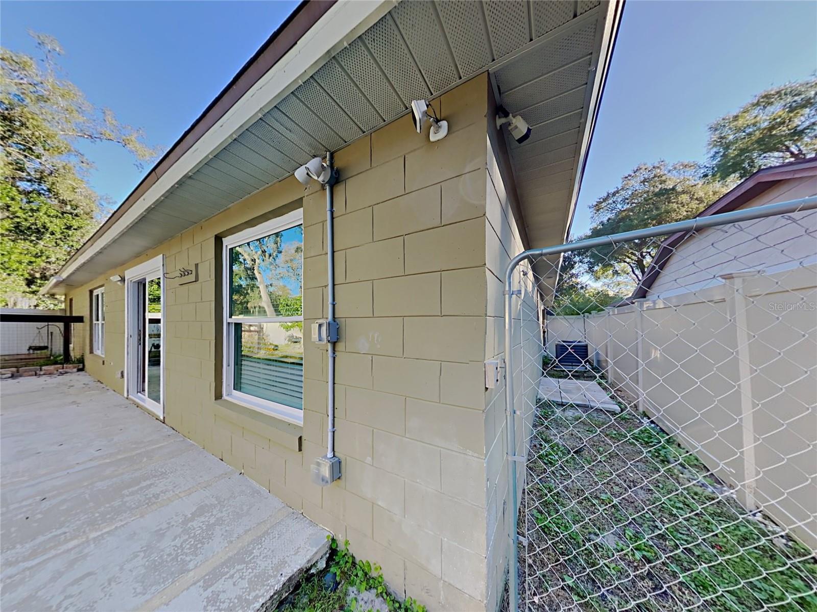 COUNTRY CREEK THE TRAILS AT - Residential