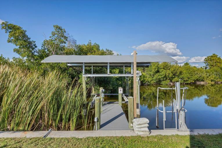 PORT CHARLOTTE SEC 093 - Land