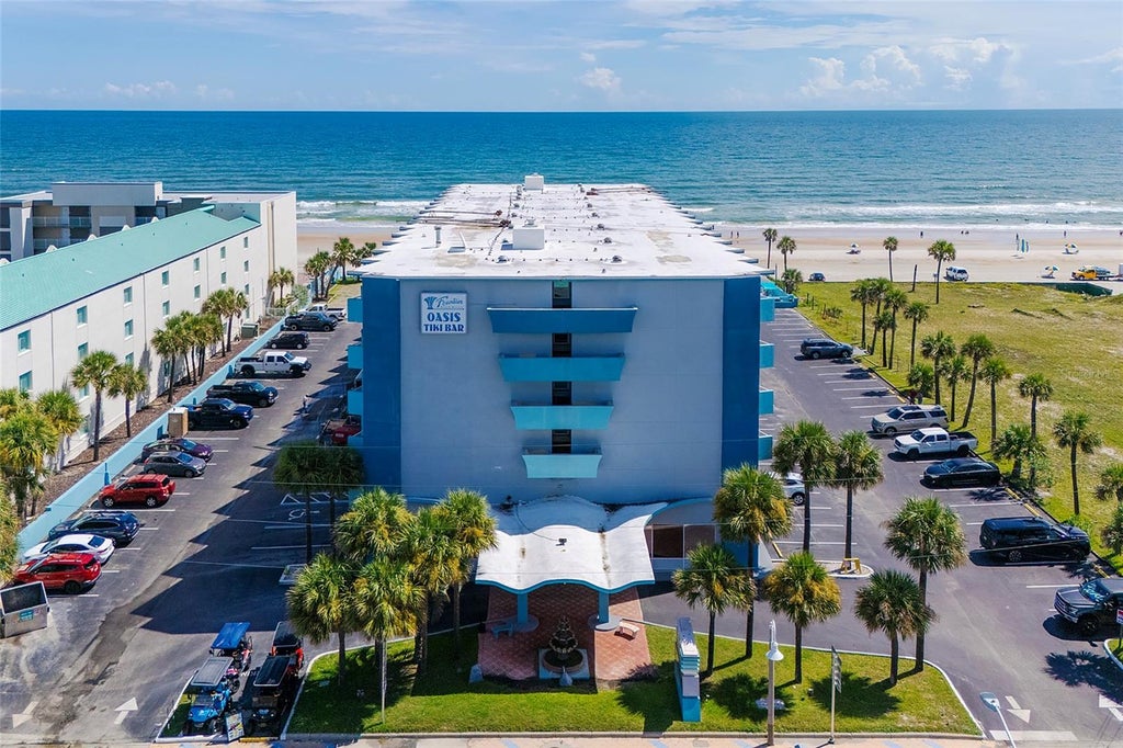 Photo of 313 S Atlantic Avenue #5200, Daytona Beach, FL 32118 (MLS # V4951228)