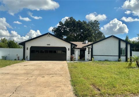 Photo of 1052 Manchester Circle, Winter Park, FL 32792 (MLS # O6347382) Photo of 1052 Manchester Circle, Winter Park, FL 32792 (MLS # O6347382)